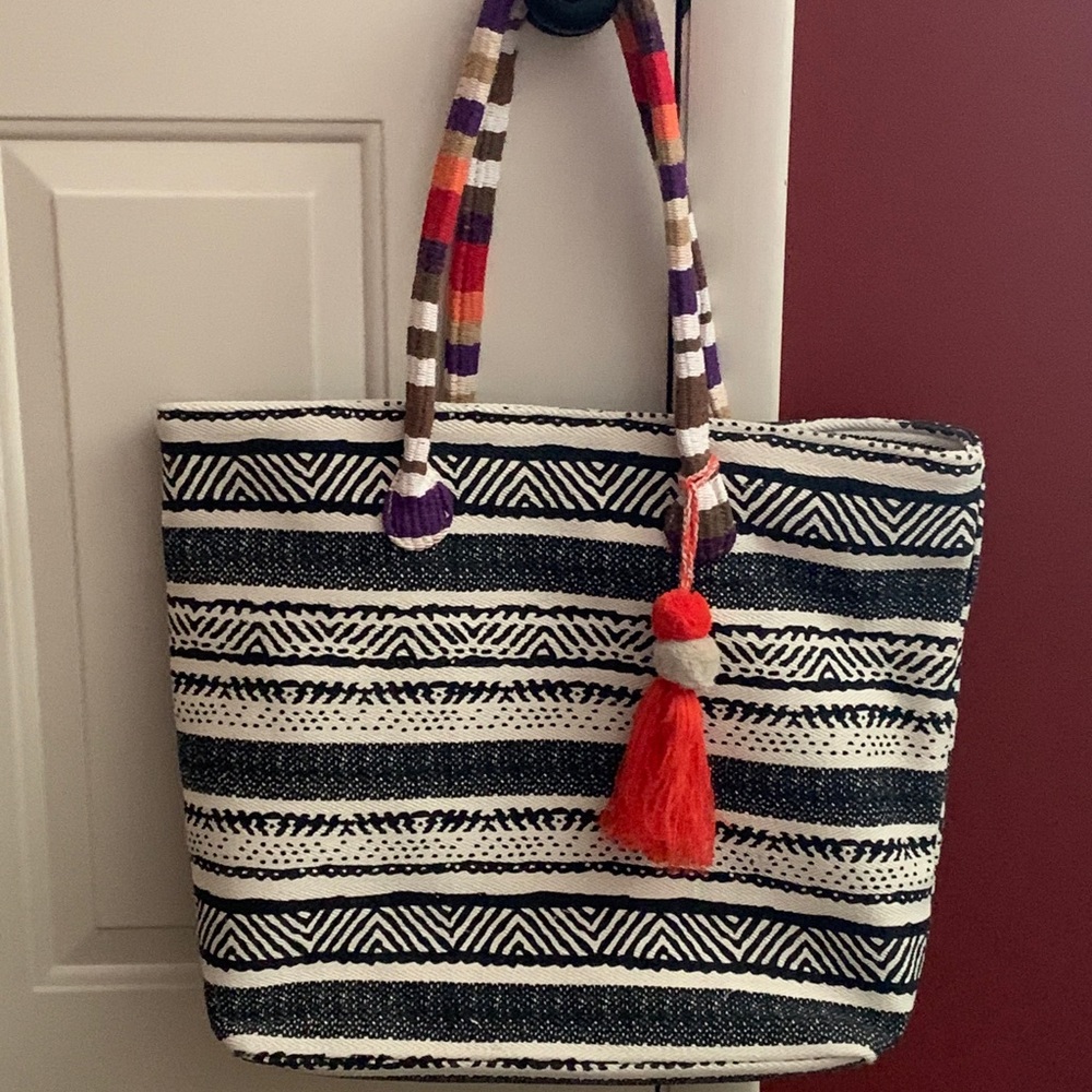 Large Tassel Tote